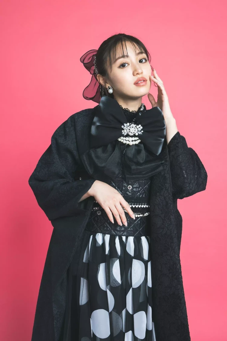 TAKAZEN姫路店　振袖　成人式　姫路振袖　高砂振袖　加古川振袖　振袖レンタル　ドレス振袖　白振袖　黒振袖　ドット柄振袖